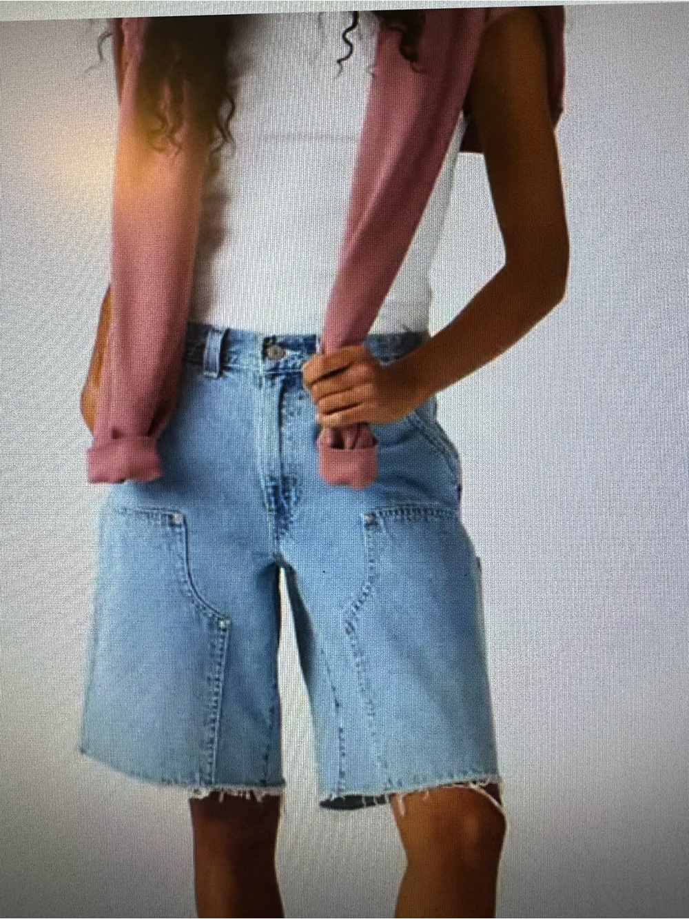 Levi’s Women’s  Light Wash Denim Carpenter Shorts size 29